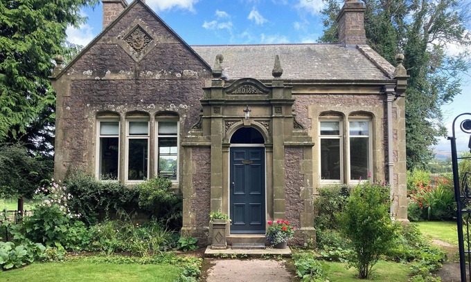 Kirkby Stephen Cottage | The Gatehouse Beckfoot Hall