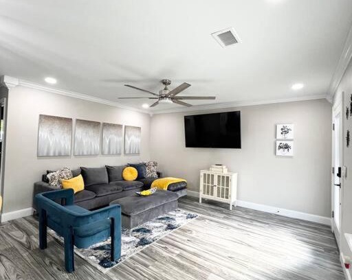 Ladson Apartment | *The Gem* Stylish 2 Bedroom 1 Bathroom Newly Renovated