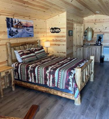 Idaho City Hotel | The Gold Mine Hotel Cabins