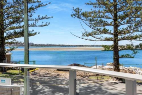 Golden Beach Apartment | The Golden Beach House Absolute Water Front