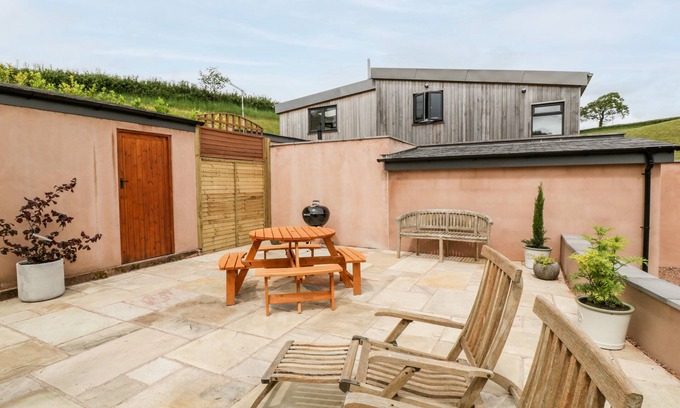 Cornwall Cottage | THE GRANARY, pet friendly, character holiday cottage in Wiveliscombe