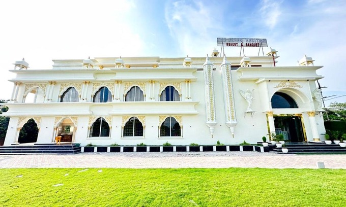 Motipur Resort | The Green Heritage Resort and Banquet