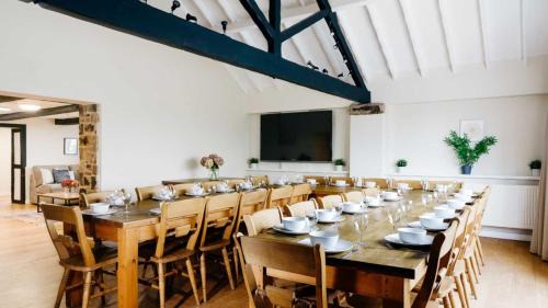 Cauldon Low House | The Green Man