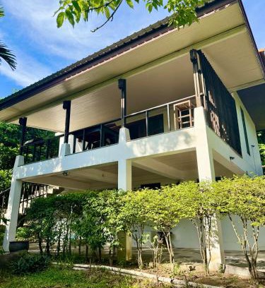 Haad Pleayleam House | The Green Palm