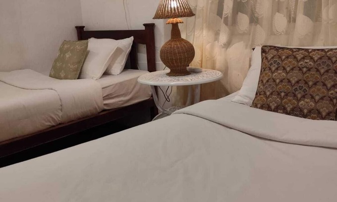 Suryanelli Bed & Breakfast | The Gundumalai Bungalow