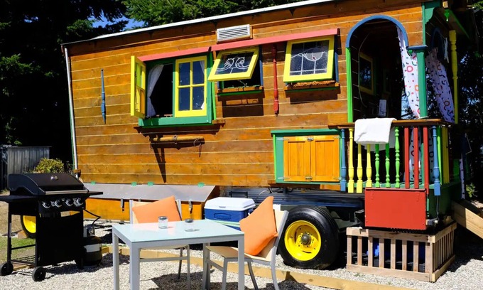 Lake Hawea Cabin | The Gypsy Caravan awaits.