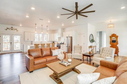 Heber Springs House | The Hamilton Heber Springs Home with Hot Tub!
