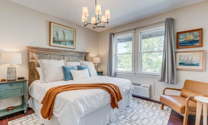 Manteo Apartment | The Harbor Haven Room
