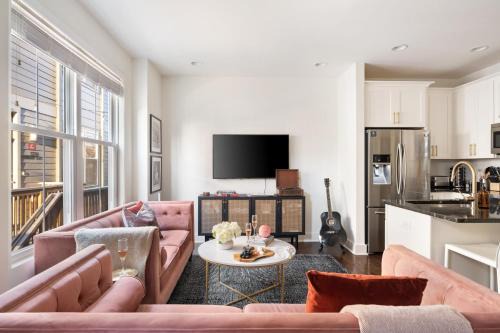 Chestnut Hill House | The Hart Suites by AvantStay Prime Nashville Location