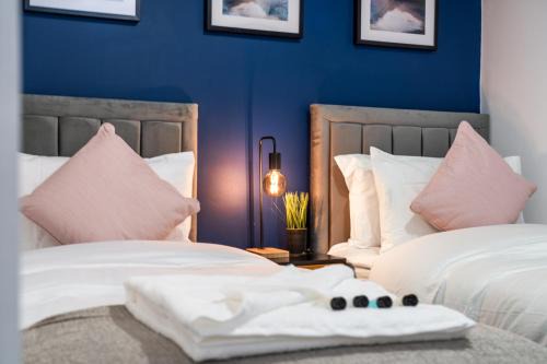 Potters Bar Apartment | The Hertfordshire Hideaway - Entire apartment - Free Parking - 2 bedroom 2 bathroom - 20minutes into London