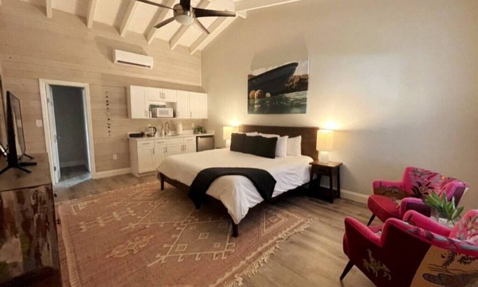 Estate Hull Cottage | The Hideaway Hull Bay Cottage 5