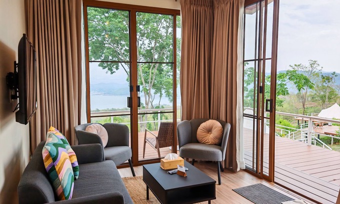 Tha Kradan Cabin | The Hilltop Erawan