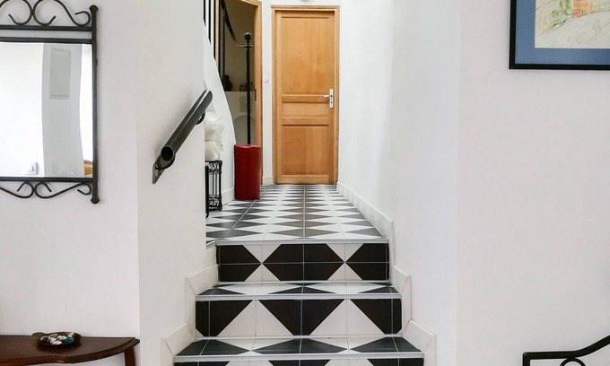 Entraigues-sur-la-Sorgue House | The House of Calade