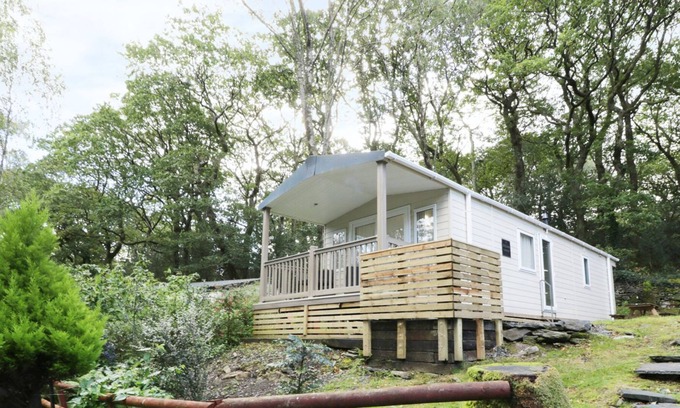 Prenteg House | THE HOLLIES, pet friendly, with a garden in Prenteg