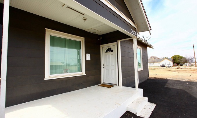 Big Spring House | The Home Realtor Guest House