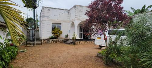 Central Region Bed & Breakfast | The Hoods
