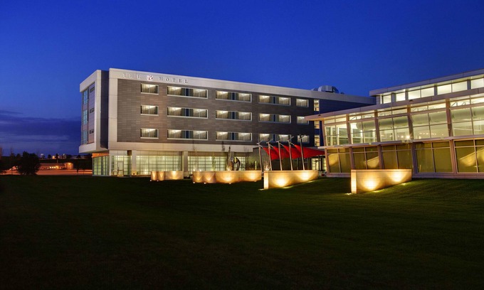 Cedar Rapids - Iowa City Hotel | The Hotel at Kirkwood Center