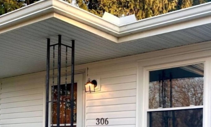 Cuyahoga Falls House | The House Hotels - Erie St. 2