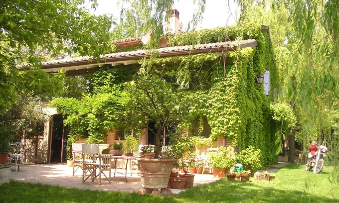 Medesano Villa | The house over the clouds