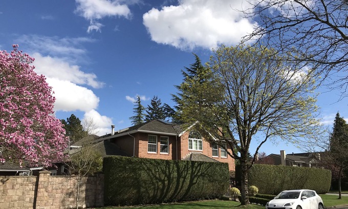 Oakridge House | The Hudson House ❤️Luxurious 8 BR+6 BA in Central Van with Jacuzzi and Sauna ❤️