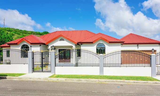 Dickenson Bay Villa | The Humming Bird Villa - 3 Bed, 3.5 Bath
