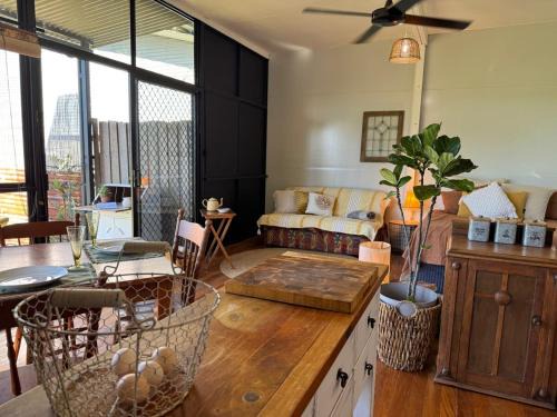 Rossglen House | The Hut at Rossglen-Camden Haven