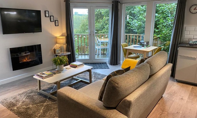 Holcombe Burnell House | The Hutch Devon