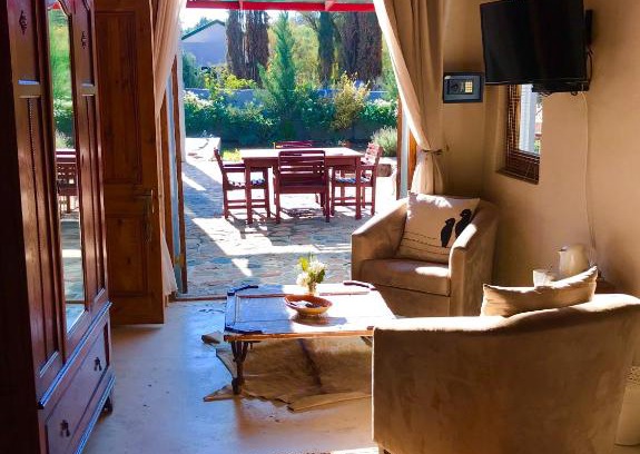 Nieu-Bethesda House | The Ibis Lounge