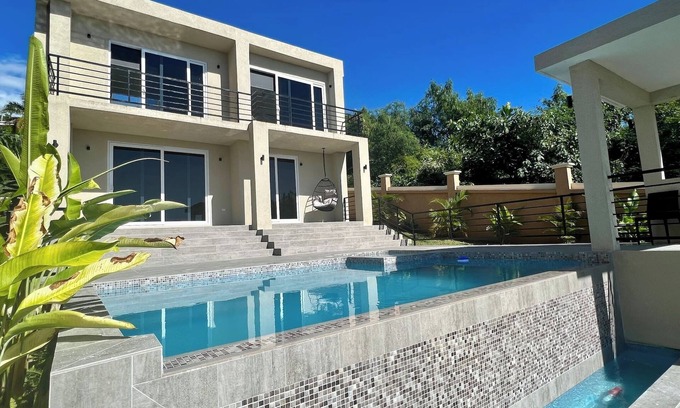 New Hope Apartment | The Indianna ~ Luxury Pool & Spa