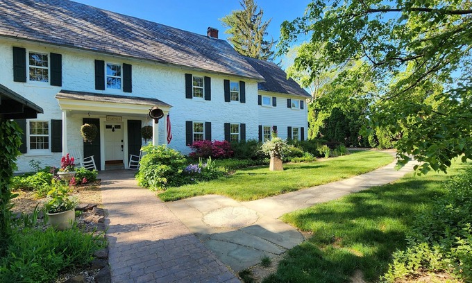 Denver House | The Inn at Bear Mill Estate