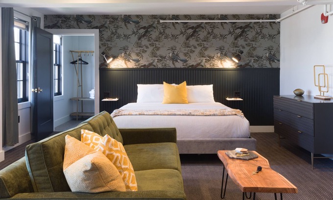 Portsmouth Apartment | THE INN Downtown - Superior King Studio Apartment
