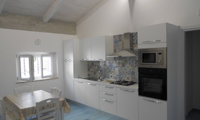 Paestum Apartment | The home of Athena Paestum