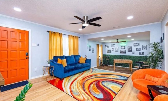 San Angelo House | The Ivy League House