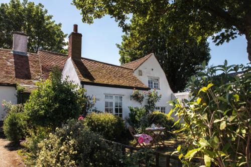Colchester Bed & Breakfast | The Jasmine Room
