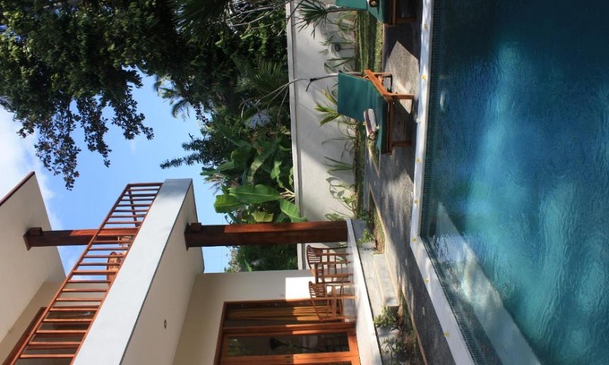 Melayang House | The Junjungan Bungalow