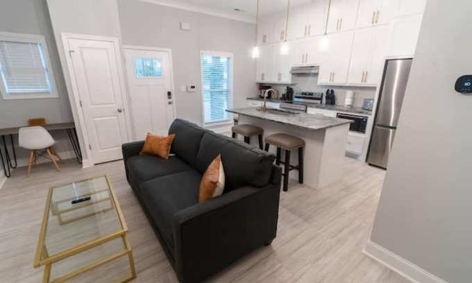 Belle Mina Apartment | The Kennedy Suite C