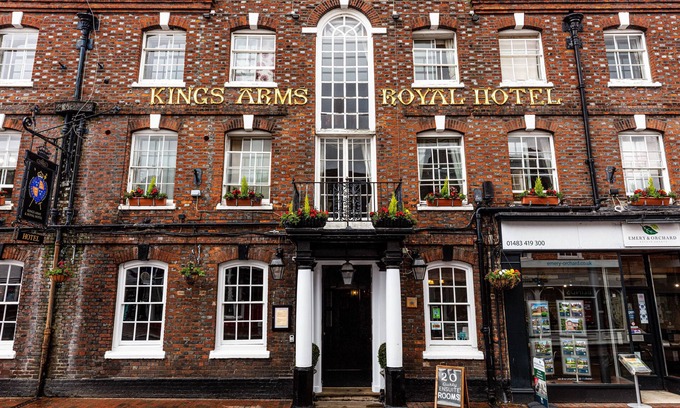 Godalming Hotel | The Kings Arms and Royal Hotel, Godalming, Surrey