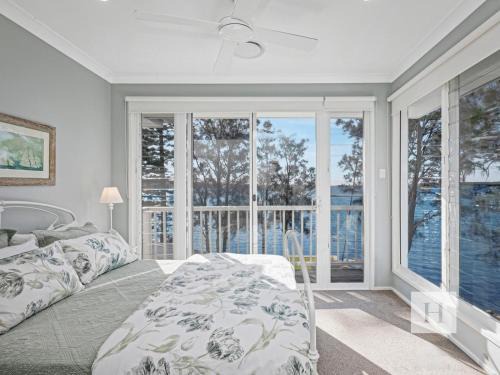 Summerland Point House | The Lakehouse Retreat