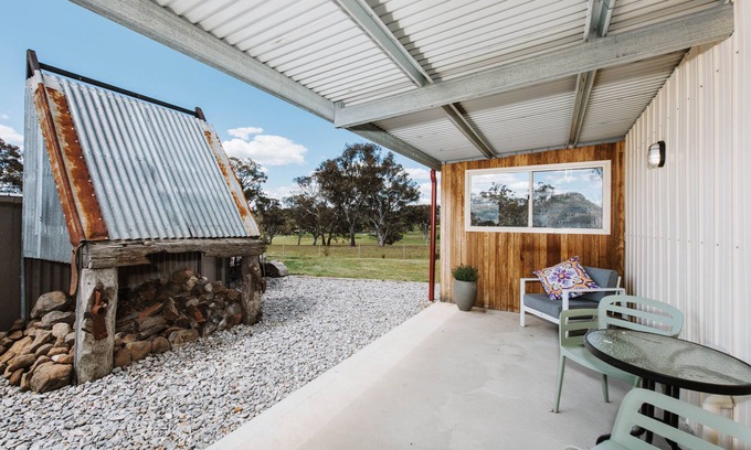 Ilford Cabin | 'The Laundry' at Hepburn Retreat, Mudgee Region NSW