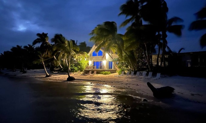 Sugarloaf Key House | The Lighthouse - Beach Houses Key West