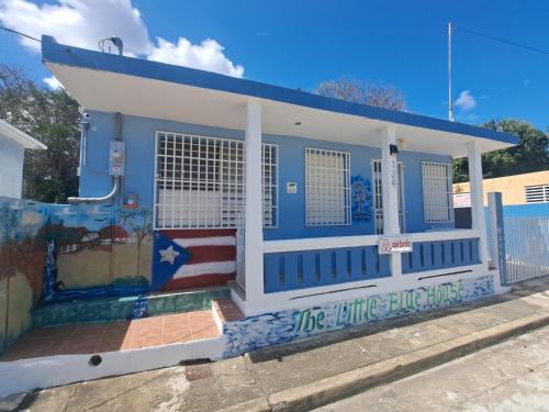 Guayama Apartment | The Little Blue House