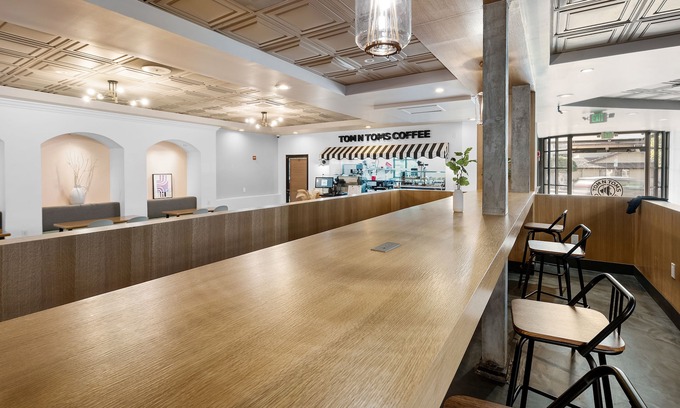 Westlake South Hotel | The Live Hotel