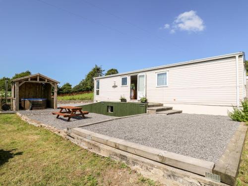 Llanelli House | The Lodge
