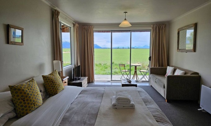 Twizel House | The Lodge, Mt Cook views