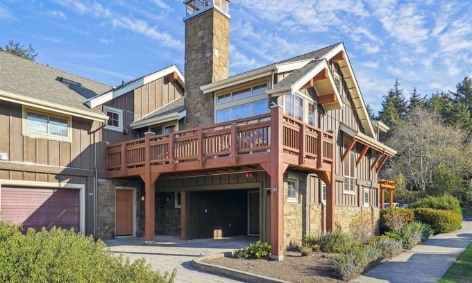 Tolovana Park House | The Lodges D2 - Beachcomber Vacation Homes