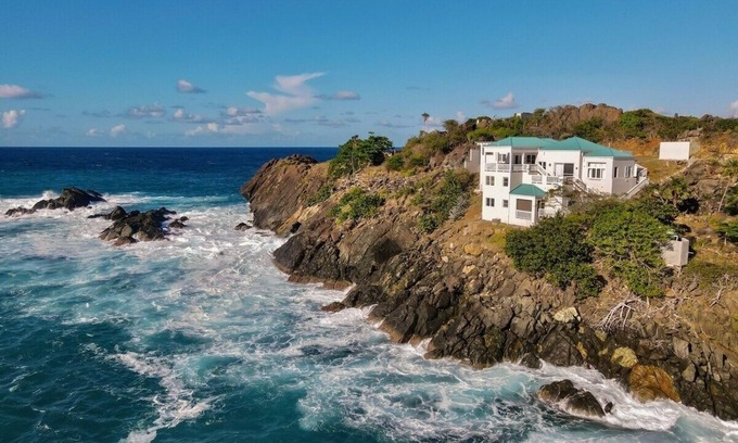 Tropaco Point Apartment | The Loft at Cliffside Retreat
