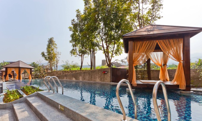 Wanli Hotel | The Loft Seaside Suites