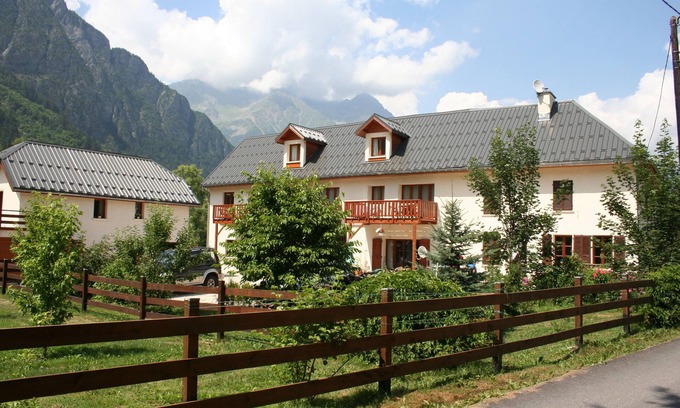 Le Bourg-d'Oisans House | The Loft. Winter ski/Summer biking. Perfect location