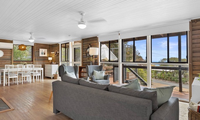 Second Valley House | The Log Cabin - 2 Scenic View Drive, Second Valley