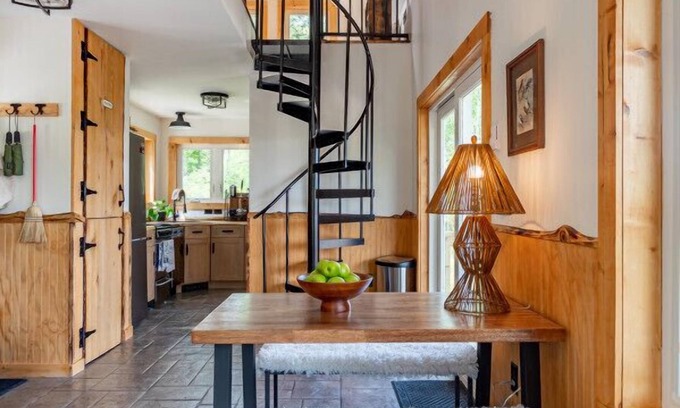 Parksville Apartment | The Lookout near Livingston Manor